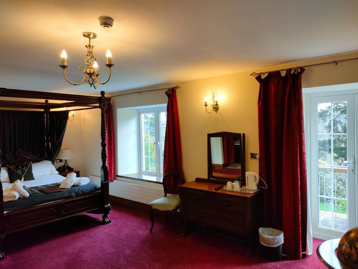 Great Trethew Manor Hotel & Self Catering Lodges Liskeard Eksteriør billede